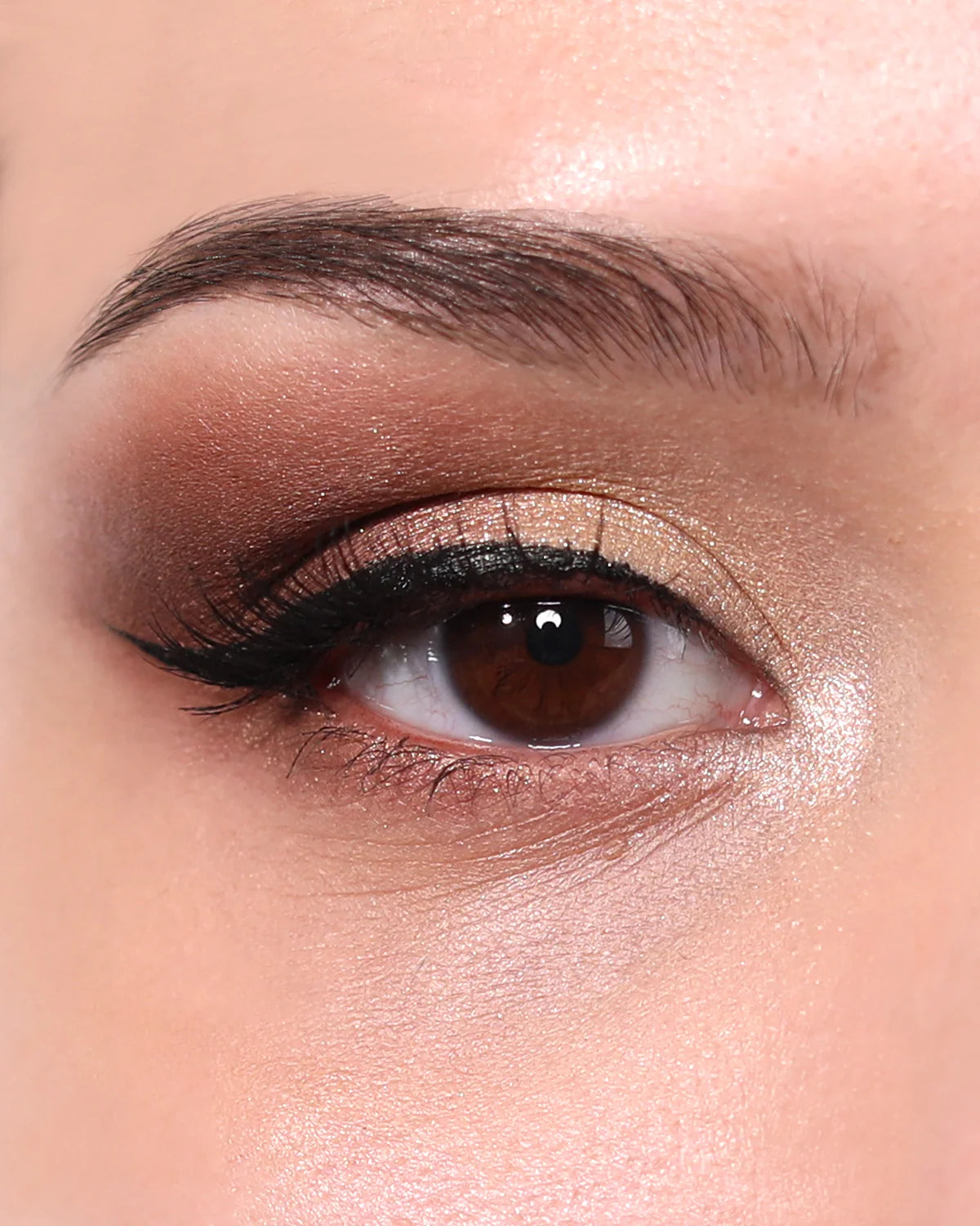 “Cosmic Desire” (Eyeshadow Palette) - Moira Cosmetics