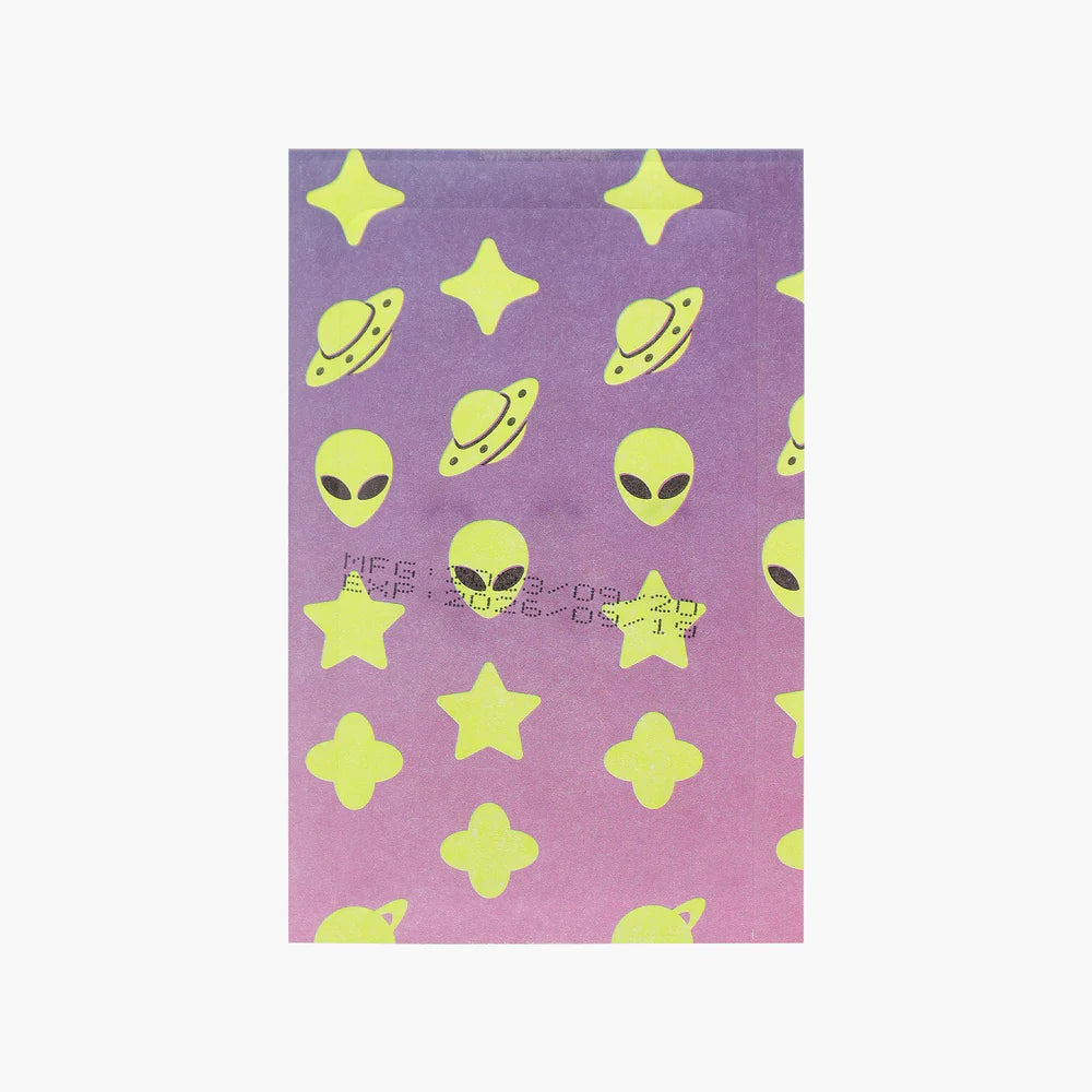 “Glow In The Dark” (Pimple Patches) - CELAVI