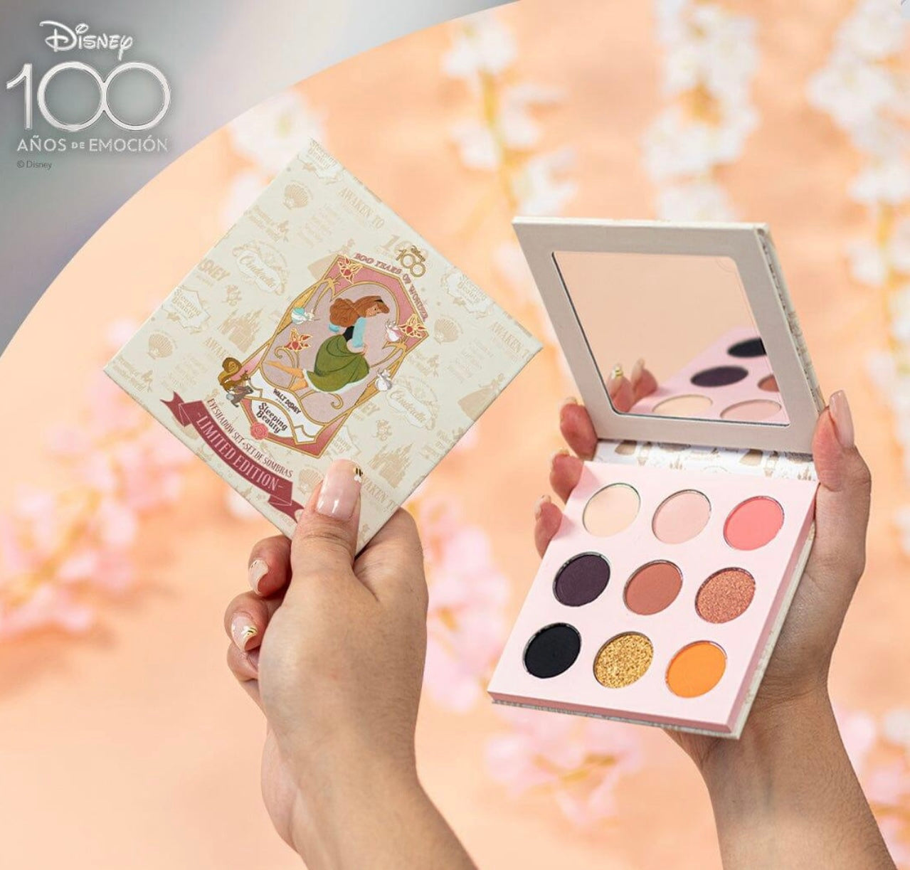 ✨👸 "Paleta de Sombras 'Disney 100' Inspirada en la Bella Durmiente - Colección Encantadora de 9 Colores Mágicos" 🎨💫