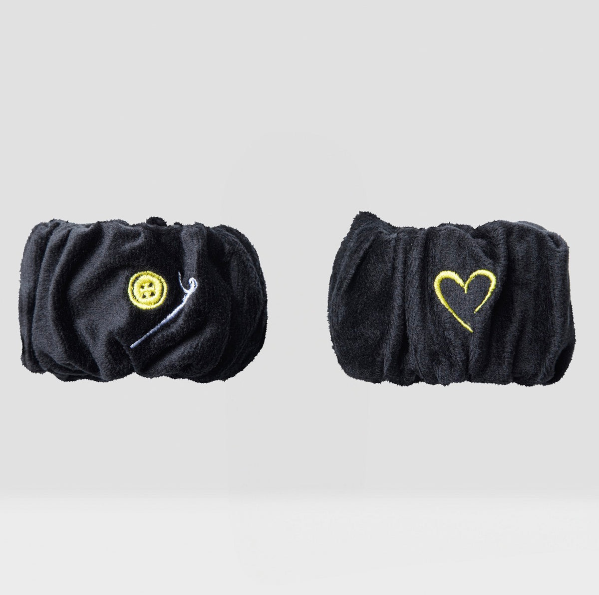 Cats Don’t Talk - Set de Diadema y Muñequera - Coraline X Beauty Creations