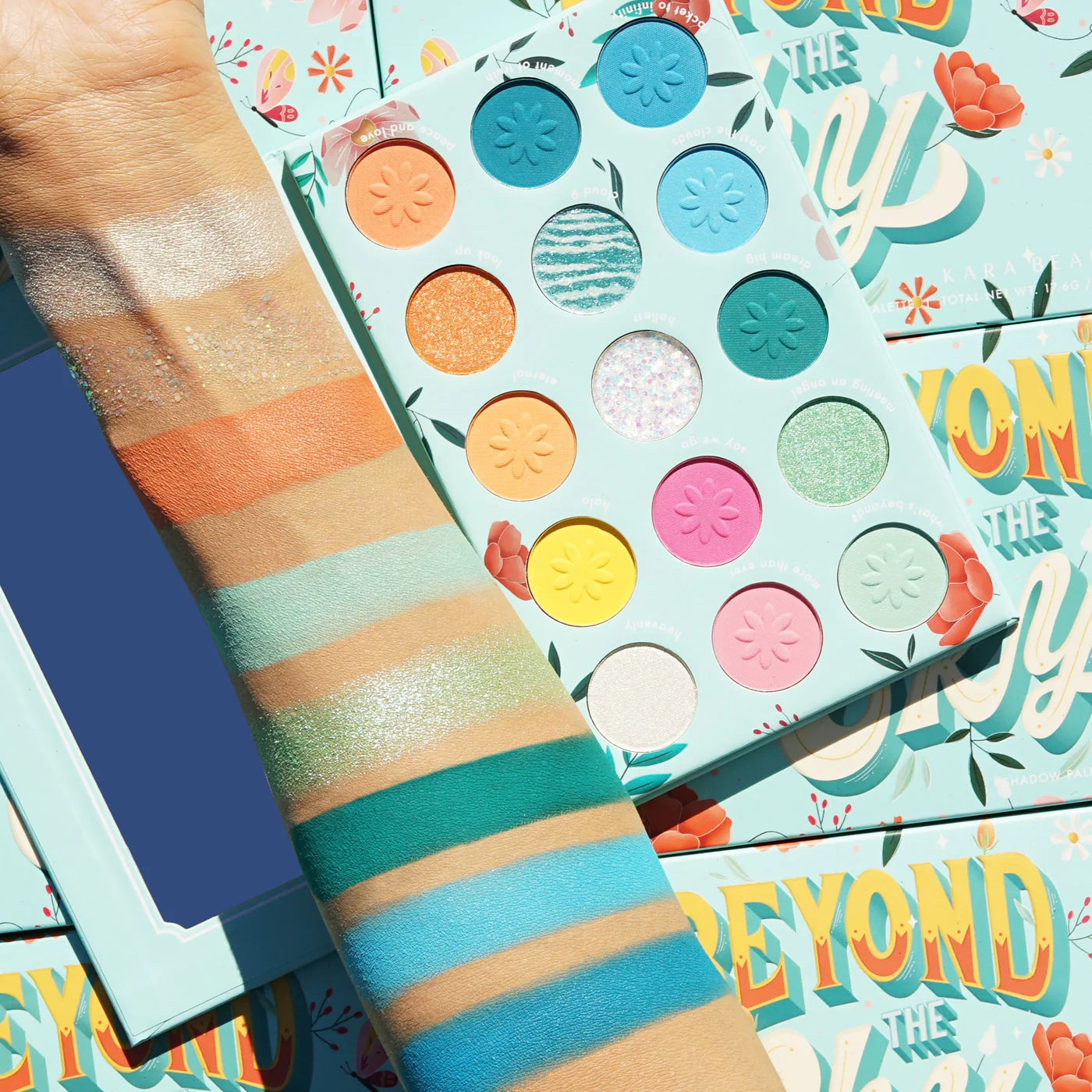 BEYOND THE SKY Eye Palette